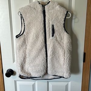 Weatherproof Sherpa vest small